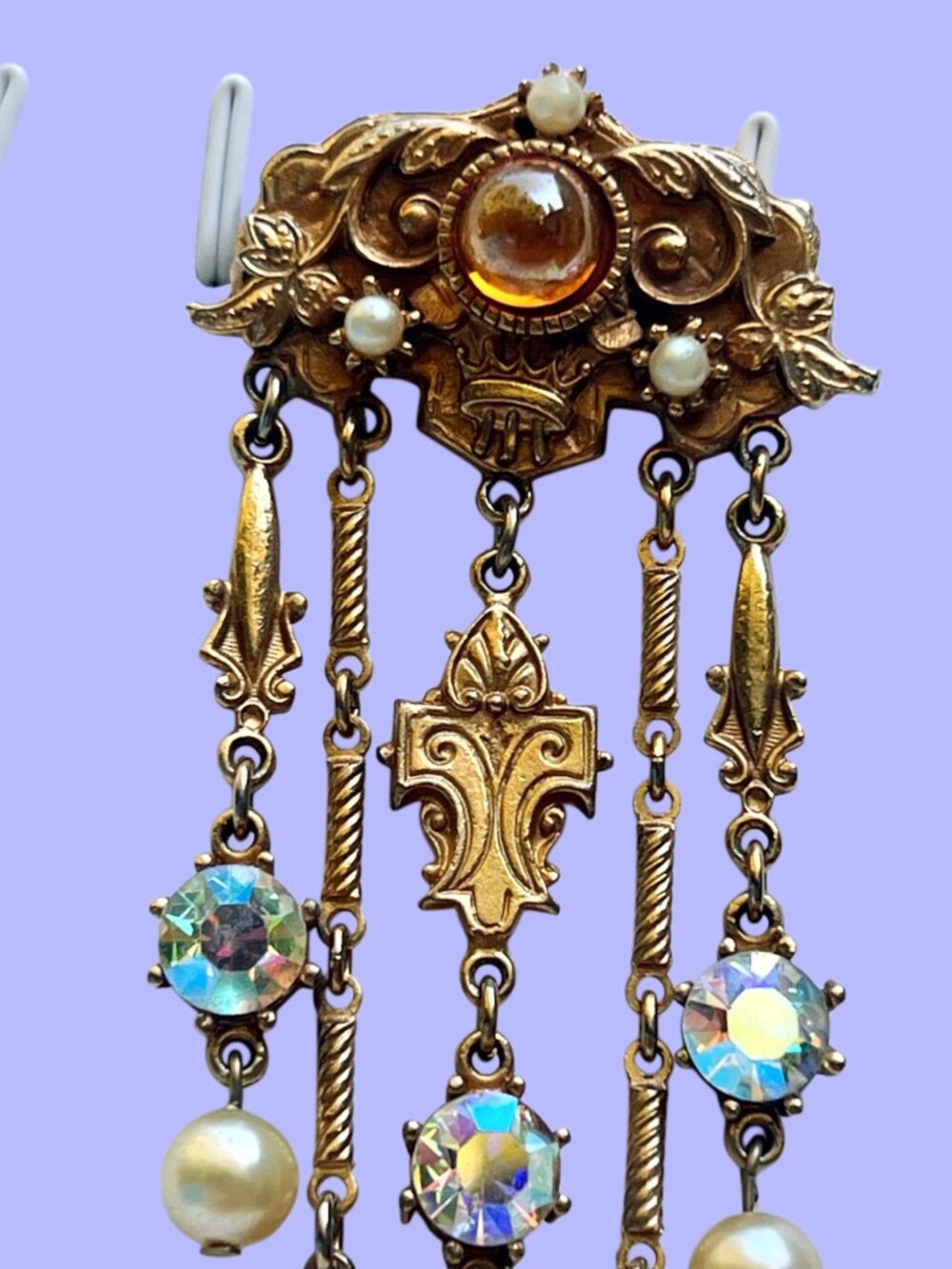 Vintage Gold Tone Brooch With Faux Pearls Rhinestones & Coin Motif Victorian Sty - Picture 5 of 9